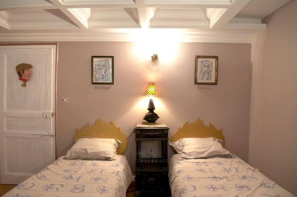 Bed and Breakfast Domaine des Papeteries Plounevez-Moedec Exterior foto