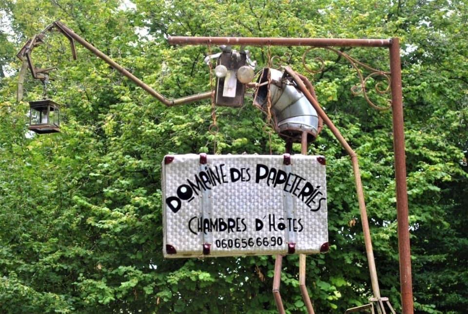 Bed and Breakfast Domaine des Papeteries Plounevez-Moedec Exterior foto