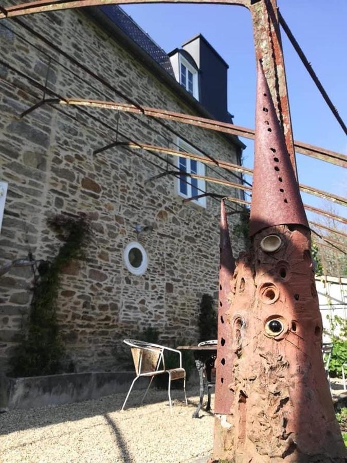 Bed and Breakfast Domaine des Papeteries Plounevez-Moedec Exterior foto
